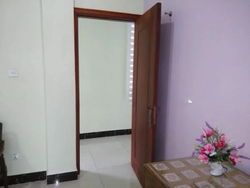 បន្ទប់សម្រាប់ជួល ជាន់ទី២ នៅជាប់ផ្លូវធំ 271សាកសមសម្រាប់សិស្ស និស្សិត ឬ អ្នកធ្វើការ