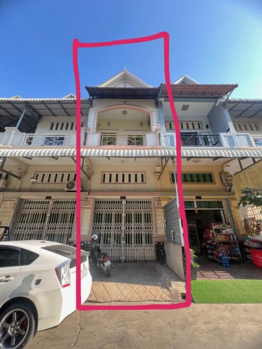 ផ្ទះល្វែងម្តុំឬស្សីកែវ សម្រាប់ជួល 400$/ខែ ចរចា