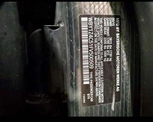 សាង​ BMW​2​015  សាំង​អគ្គិសនី​