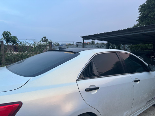 កែងកញ្ចក់ក្រោយ​ camery