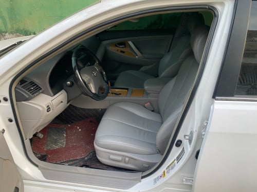 ឡានលក់ Camry 07 XLE Full ឡានស្អាតថ្នាំស៊ីនម៉ាជុំ