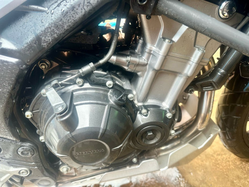 លក់cb500x 2021ចង់បានឆាតមិនប្រើក្នុងស្រុក