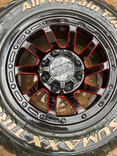 លក់យ៉ានលេងនិងកង់ របស់f150 raptor ដាក់បានឡានផ្សេងទៀត នៅស្អាត