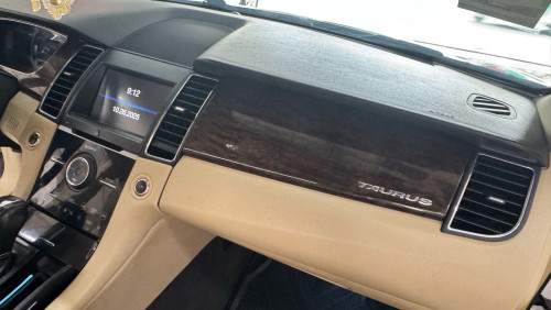 ឡានលក់ ford Taurus 2013 option កប់