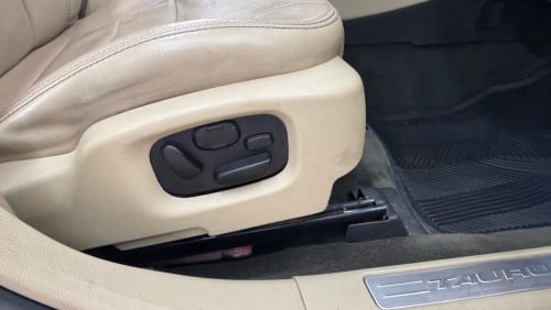 ឡានលក់ ford Taurus 2013 option កប់