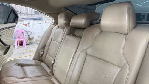 ឡានលក់ ford Taurus 2013 option កប់