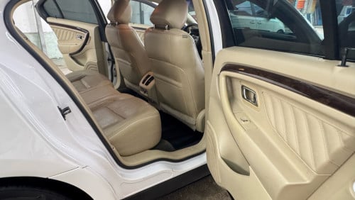 ឡានលក់ ford Taurus 2013 option កប់