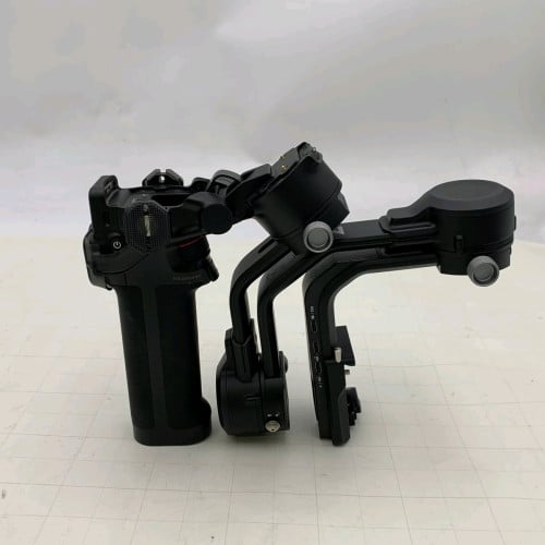 ឈុត Gimbal Camera មួយទឹក DJI RONIN-SC2 PRO ស្អាតមានទាំងកាបូប