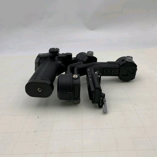ឈុត Gimbal Camera មួយទឹក DJI RONIN-SC2 PRO ស្អាតមានទាំងកាបូប