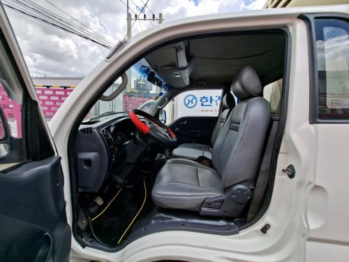 ឡានលក់ Kia Bongo||| ឆ្នាំ04 មួយបាំងកន្លះទូសើម