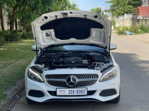 Mercedes Benz C300 មកដល់ហើយ ស្ដុកថ្មី ស🖤Luxuryឆ្នាំ​ 2015 ថ្មី