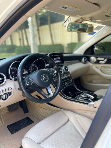 Mercedes Benz C300 មកដល់ហើយ ស្ដុកថ្មី ស🖤Luxuryឆ្នាំ​ 2015 ថ្មី