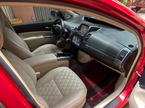 ឡានលក់ Prius 06 h full ឡានថ្មីស្អាត
