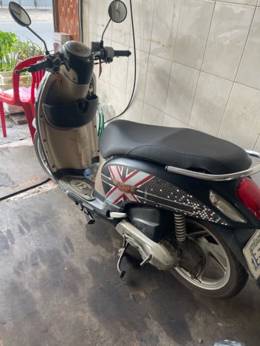 ចង់លក់ scoopyមានកាតគ្រី