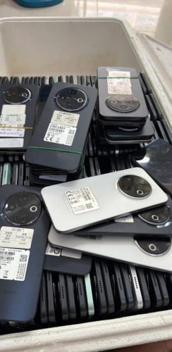 តិចនូSPARK 30c.8.128g 75$
