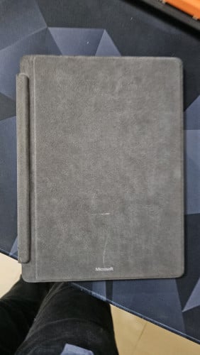 ស្អាតSurface pro 8