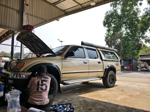លក់ឃ្លុបក្រោយTacomaដាក់ត្រូវ05ទ្រុងខ្លី​(បញ្ជាក់បែកកញ្ចក់ក្រោយ)នៅស្អាង90%