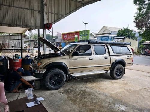លក់ឃ្លុបក្រោយTacomaដាក់ត្រូវ05ទ្រុងខ្លី​(បញ្ជាក់បែកកញ្ចក់ក្រោយ)នៅស្អាង90%