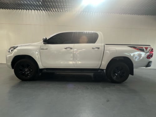 🩵Toyota hilux revo 2025 ឡានស្លាកលេខ