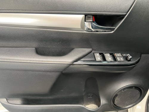 🩵Toyota hilux revo 2025 ឡានស្លាកលេខ