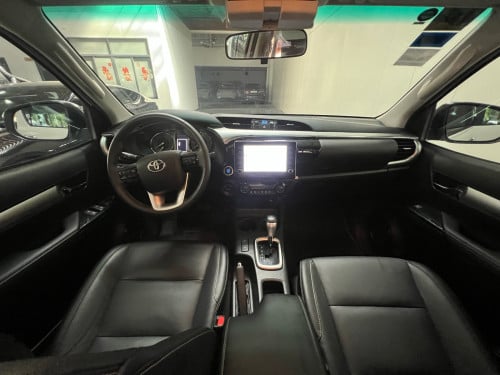 🩵Toyota hilux revo 2025 ឡានស្លាកលេខ
