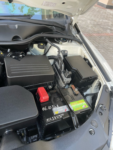 ឡានលក់ Toyota Vanza 2010 V4 pong1 full option👉បើកតំបូល សោរប្រើស្មាតឃី ឡានទិ