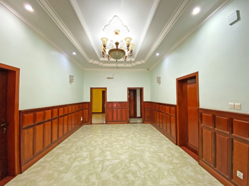 🏘 វីឡាឃ្វីន​ (Queen) ក្នុងបុរី វីឡាទួលសង្កែ ត្រូវការលក់បន្ទាន់ខ្លាំង