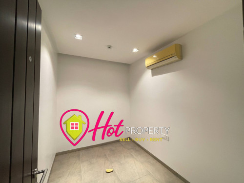 🏢 2 Bedroom Condo for Sale & Rent – Urban Village