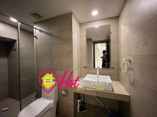 🏢 2 Bedroom Condo for Sale & Rent – Urban Village