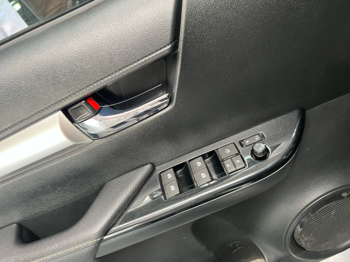 📌TOYOTA HlLUX REVO 2025 រថយន្តមួយទឹកស្លាក $35800ចចារ