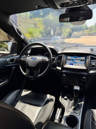 🔥FordWildtrak019 ម៉ាសុីនធំ3.2Lអូតូកាពីតាស់ ឆ្វេងសុីនឡានក្រុមហ៊ុន ថ្នាំសុីន90%