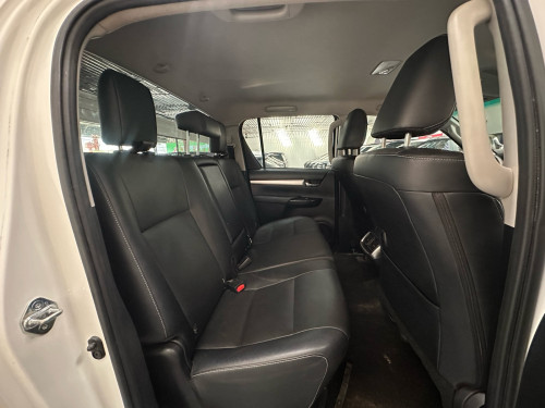 🚗Toyota ឡានស្លាក សរ ទឹកថ្នាំសុីនតែម្តង