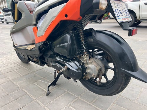 015 កាតគ្រីម៉ាស៊ីនតាន់