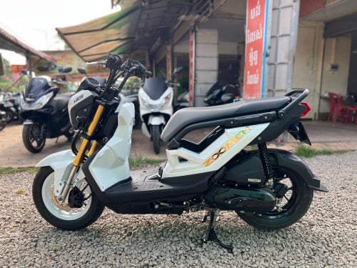 1190$ZOOMERX 2020 110CC have tax