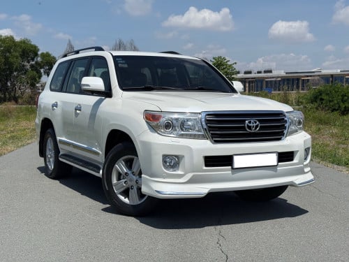 2014 LC GXR V8 diesel