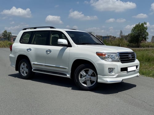 2014 LC GXR V8 diesel