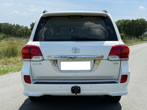 2014 LC GXR V8 diesel