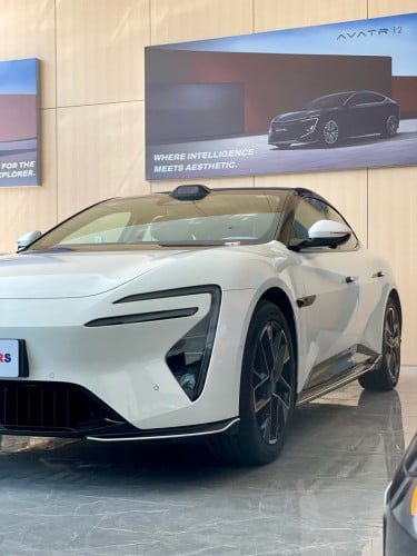2025 New AVATR 06 Max EV 650km អគ្គិសនីសុទ្ធ ថ្មីក្នុងស្តុក