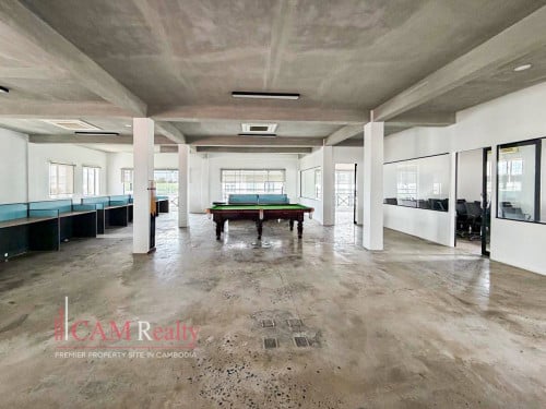 270 Sqm Office Space For Rent in Daun Penh