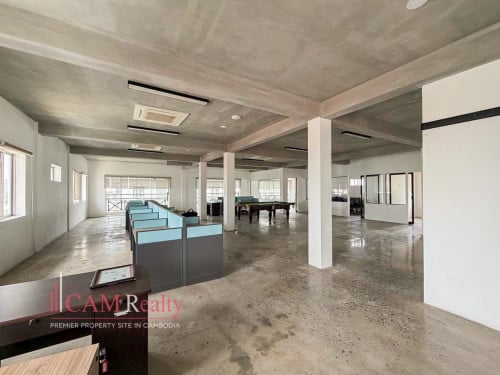 270 Sqm Office Space For Rent in Daun Penh