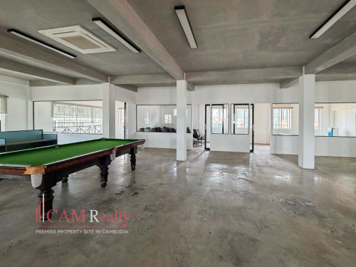 270 Sqm Office Space For Rent in Daun Penh