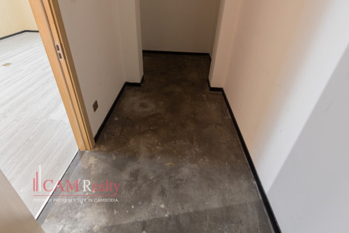 370 Sqm Office Space For Rent in Tonle Basak, Near Aeon Mall
