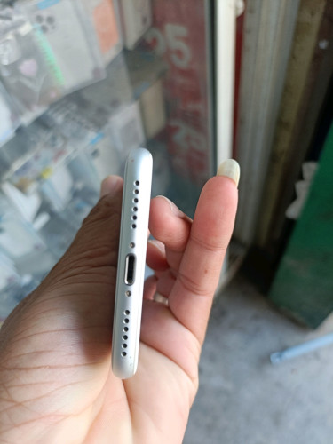 8G សានុំ99%អត់ជាប់អី