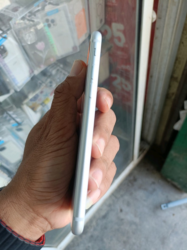 8G សានុំ99%អត់ជាប់អី