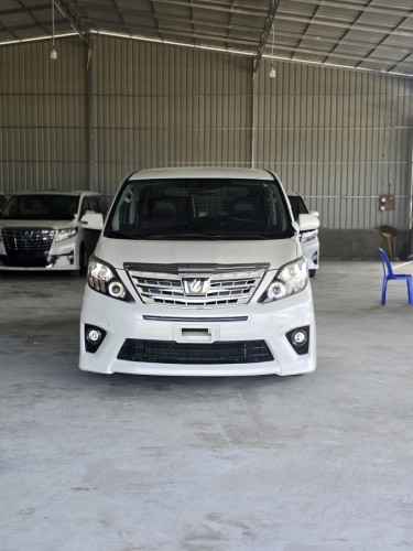 ALPHARD_2014