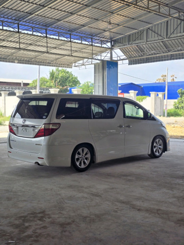 ALPHARD_2014