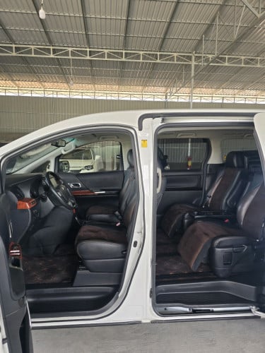 ALPHARD_2014