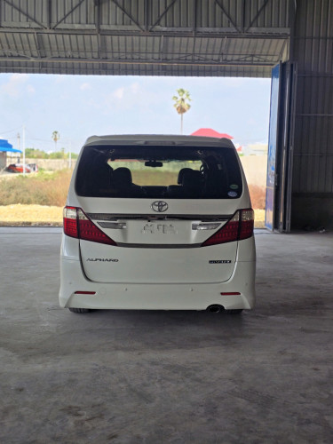 ALPHARD_2014