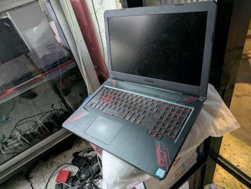 Asus Tuf FX504/i5-8300H 2.3ghz/ram16/128 m.2+1TB/15.6inch/Gaming GTX1050 4G