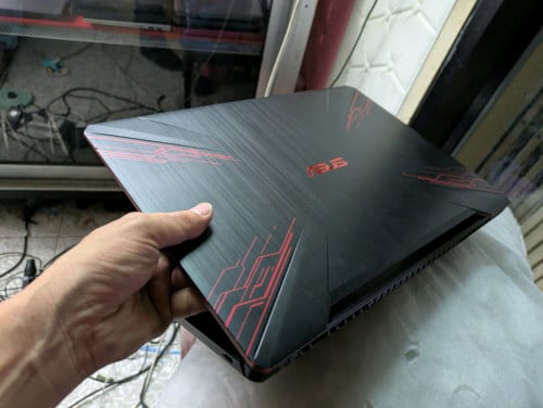 Asus Tuf FX504/i5-8300H 2.3ghz/ram16/128 m.2+1TB/15.6inch/Gaming GTX1050 4G